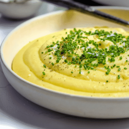 Purê de Batata Inglesa com Suco de Laranja